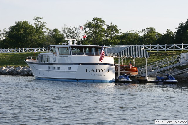 royal freshwater bay yacht club commodore